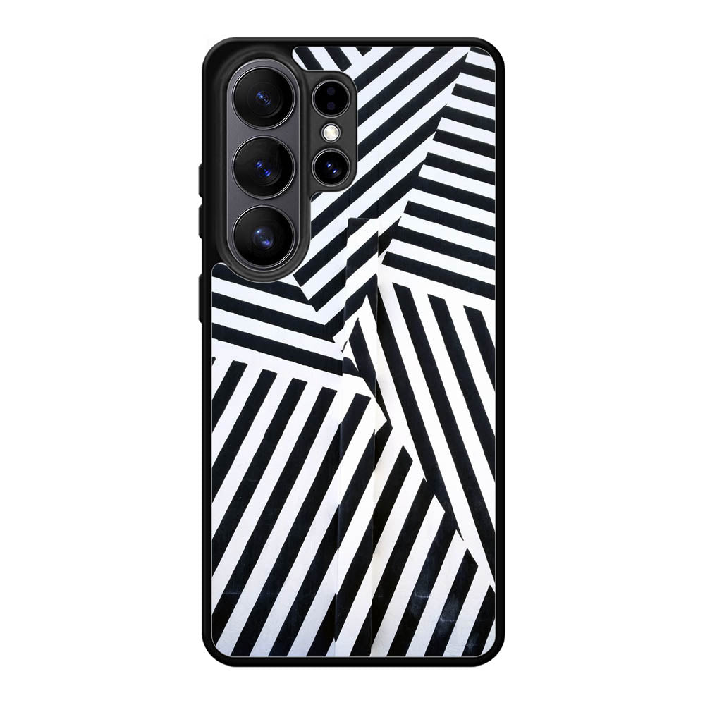 Black And White Samsung Galaxy S26 Ultra Case QC10650