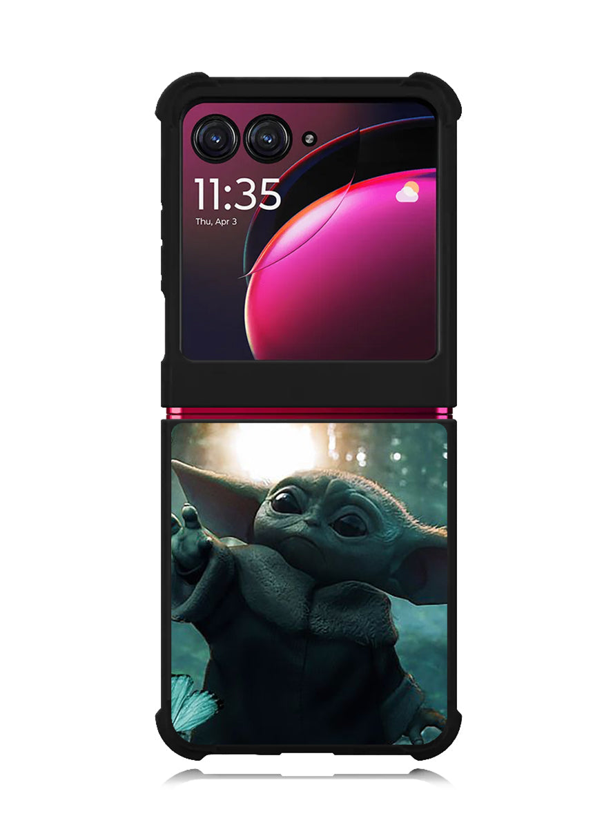 Baby Yoda In The Forest Love Butterfly Motorola Moto Razr Plus 2023 , Moto Razr+ 2023 Case