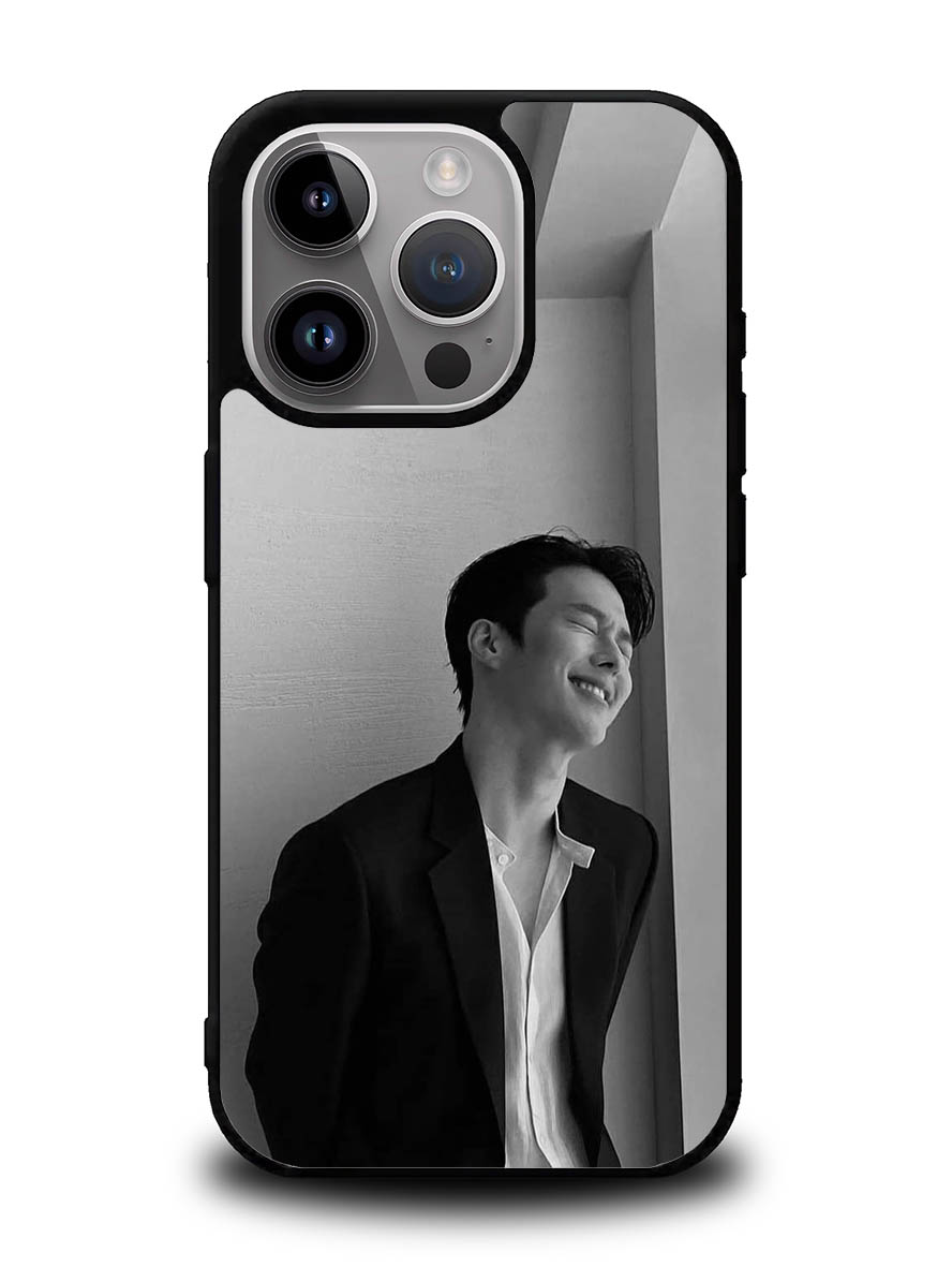 Smile Jang Ki Yong iPhone 16 Pro Case OV8579