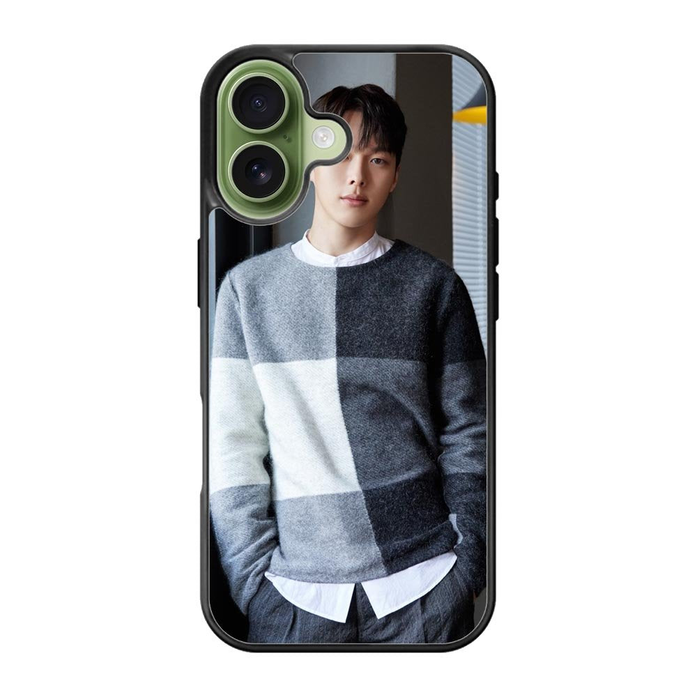 Actor Jang Ki Yong iPhone 17 Case QC8581