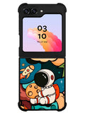 Cute Astronaut Hug The Planet Samsung Galaxy Z Flip 5 5G 2023 Case OV8810